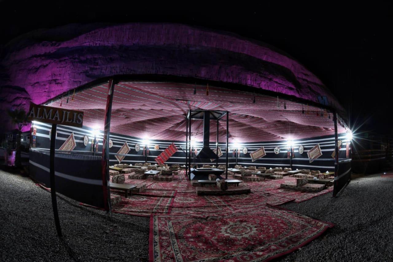 Rum Oasis Luxury Camp Wadi Rum Zewnętrze zdjęcie