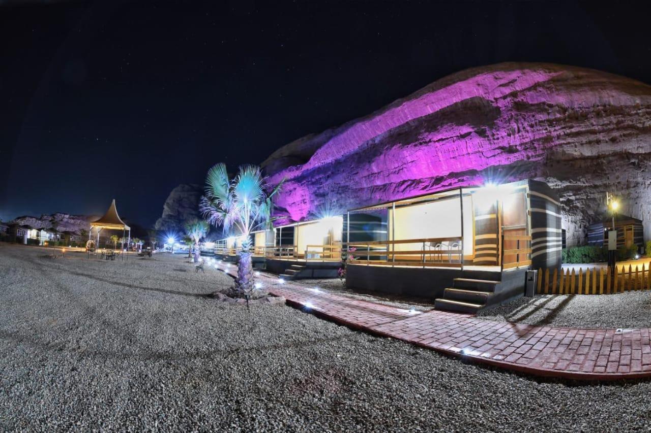 Rum Oasis Luxury Camp Wadi Rum Zewnętrze zdjęcie